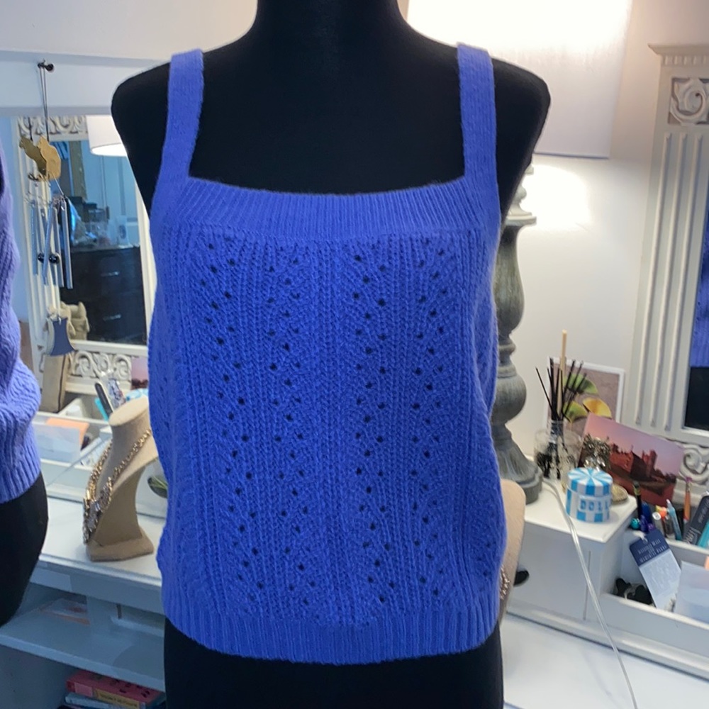 Lily Pulitzer knitted tank top.